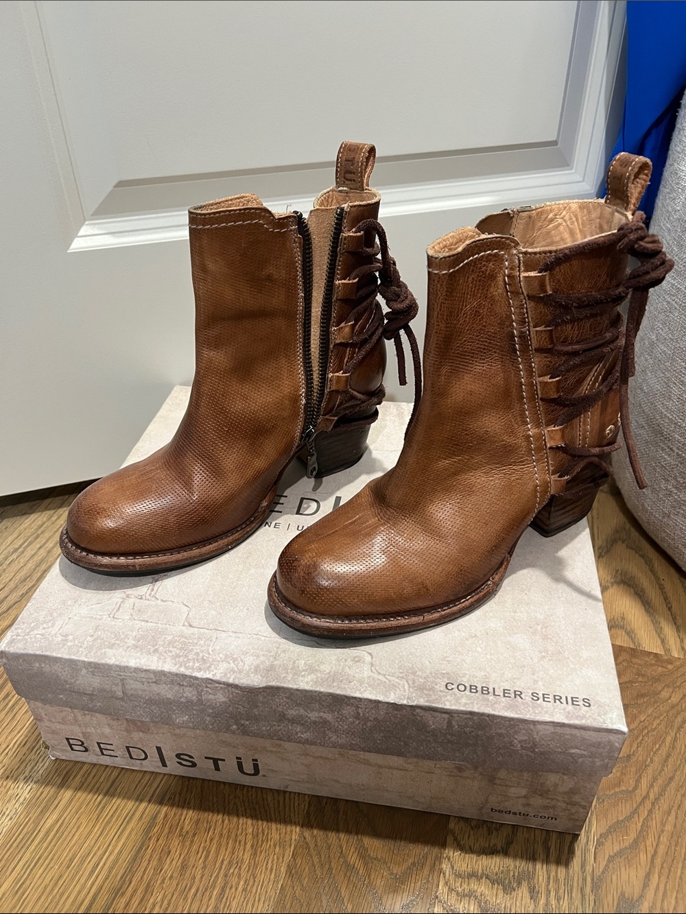 Bed Stu Tan Leather Lace-Back Ankle Boots